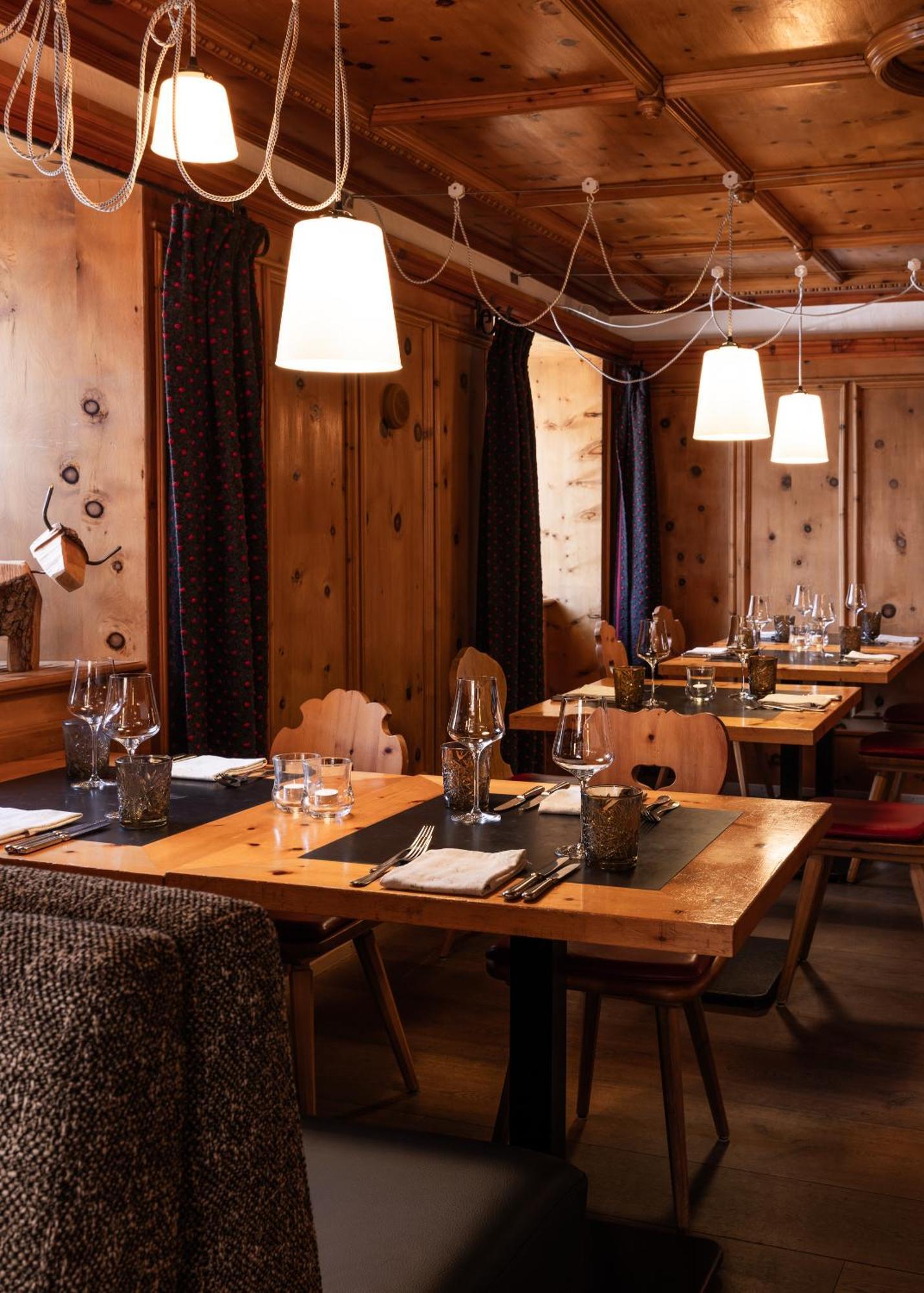 Hotel Chesa Rosatsch - Home Of Food Celerina/Schlarigna Bagian luar foto