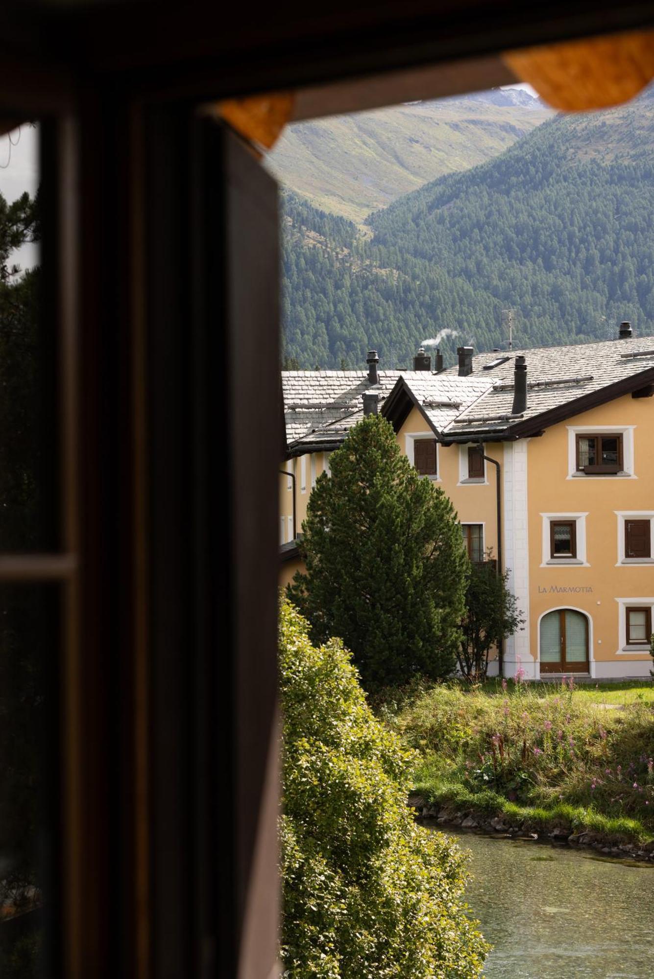 Hotel Chesa Rosatsch - Home Of Food Celerina/Schlarigna Bagian luar foto